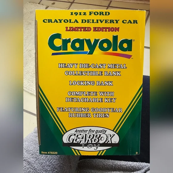 Crayola Gearbox Coin Bank - Yellow and Green *Brand New* - Picture 3 of 3